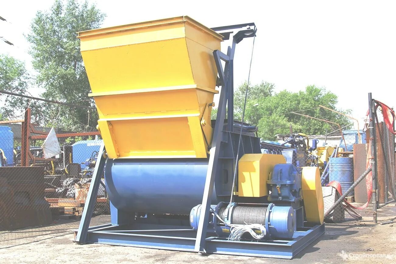 Бетоносмеситель двухвальный бп-1000 со скипом. Бп-2г-1500. Бру 560 со скипом 560/350 л. Бп-1000 бетоносмеситель. Скип для бп-1500/1000.