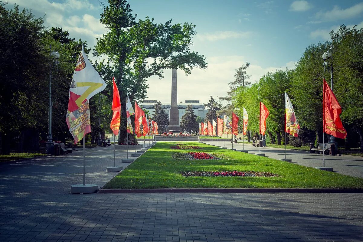 город герой волгоград аллея героев. обелиск в волгограде аллея героев. аллея героев описание. аллея павших героев волгоград. аллея героев описание.