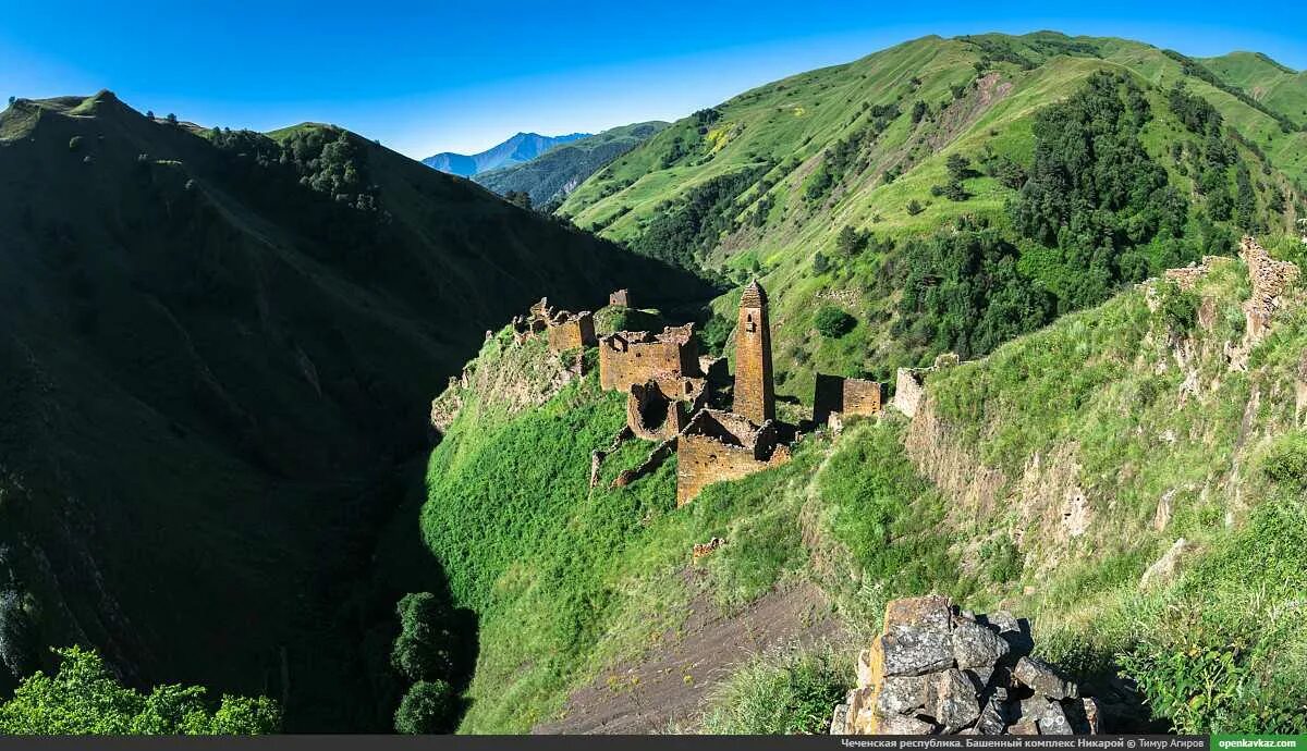 Давай чечня. Село хал келой шатойский. Деньги ичкерии. Аллах демотиватор. Чечены ненавидят русских.