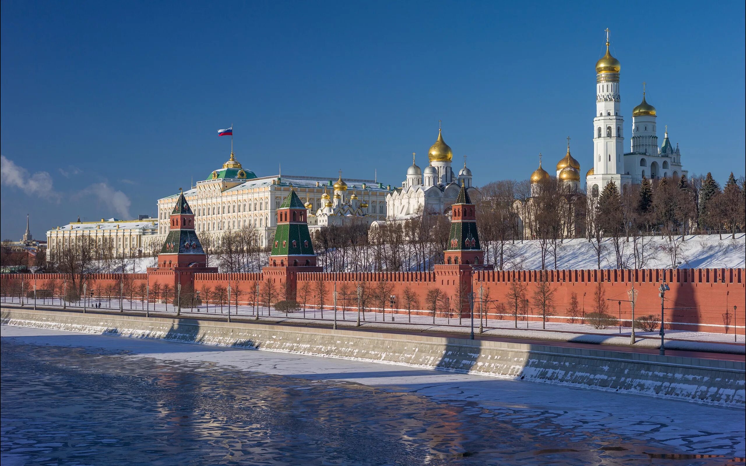 Фрагмент московского кремля