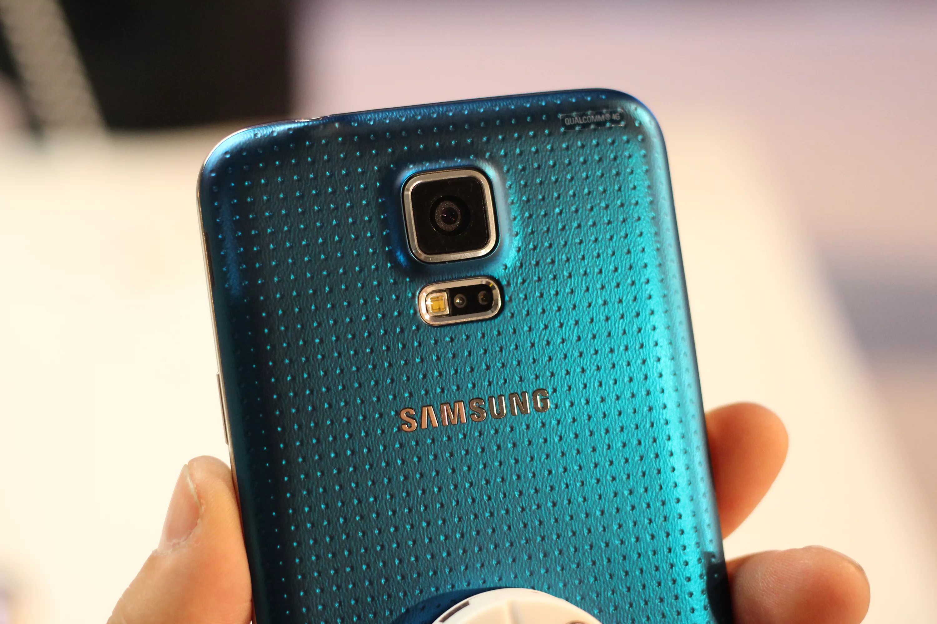 Samsung galaxy 5 8. Galaxy s5 Blue. Самсунг галакси а5. Самсунг галакси а5 6. Гнусмас самсунг.