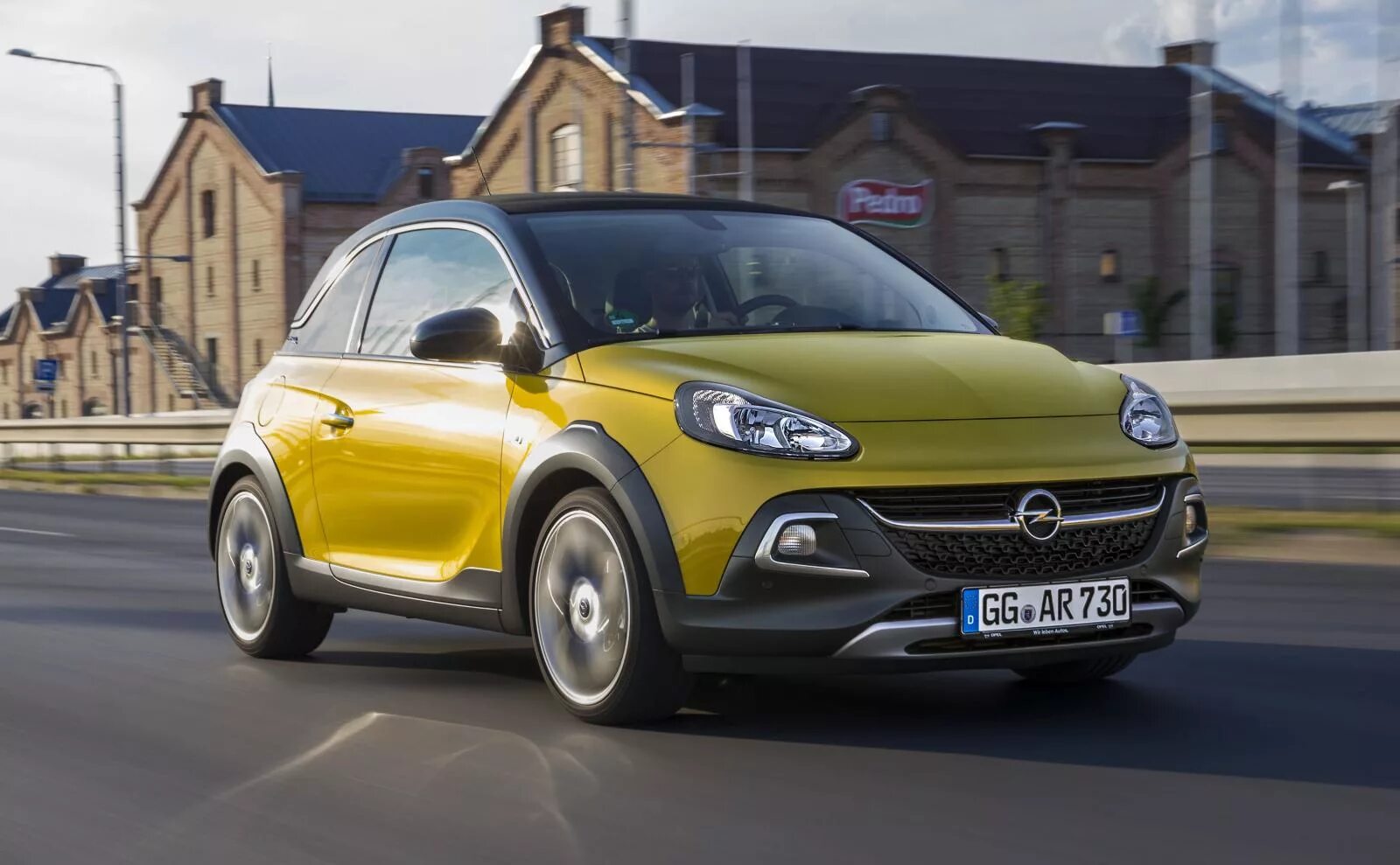 Opel большой. Opel Adam 2021. Opel Adam 2022.