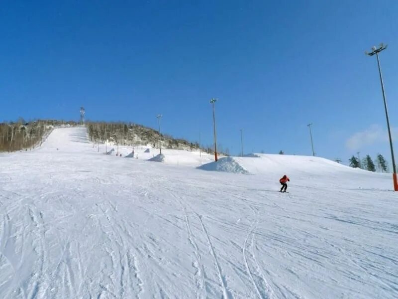 Ревда свердловская область, гора волчиха. Волчиха горнолыжный комплекс ревда. Гора волчиха екатеринбург. Волчиха горнолыжный комплекс ревда. Гора волчиха горнолыжный комплекс.