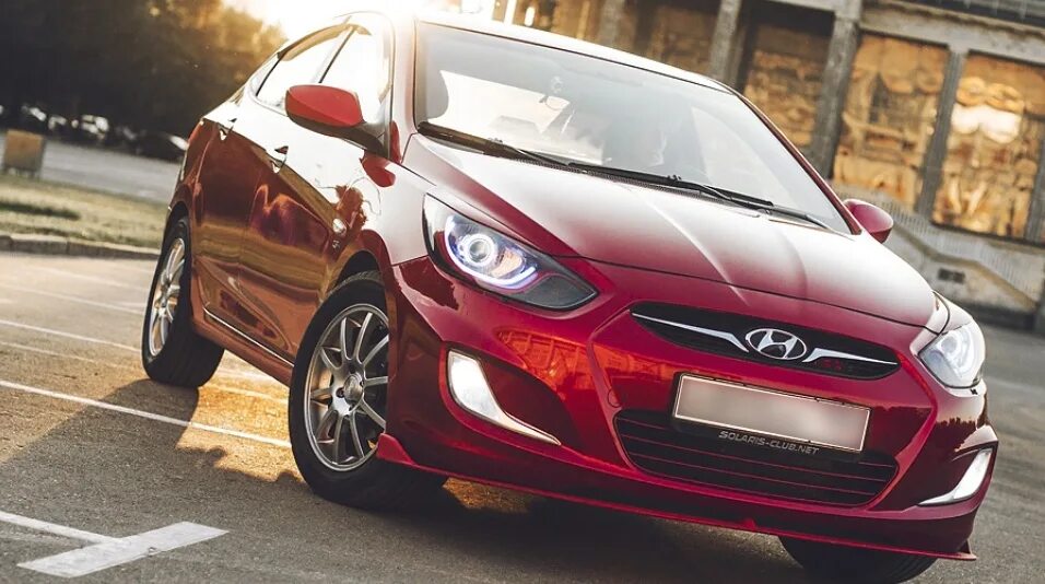 Hyundai Solaris. Hyundai Solaris 2013. Хендай Солярис спорт. Хундай Солярис 1красный.