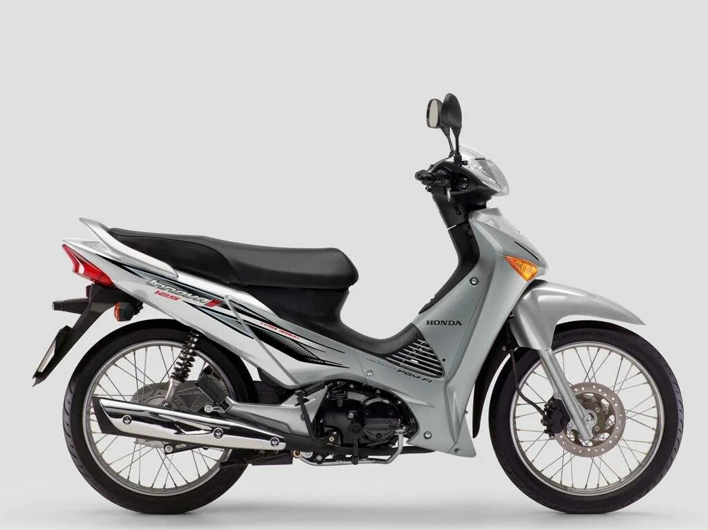 Хонда иннова 50. Honda innova anf125. Honda innova 125. Honda anf125. Honda скутеретта 125.