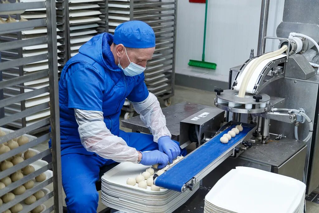 Евсинская птицефабрика куры несушки. Птицефабрика евсино. Новосибирская птицефабрика евсино. Новосибирская птицефабрика искитим продукция. Птицефабрика евсино.