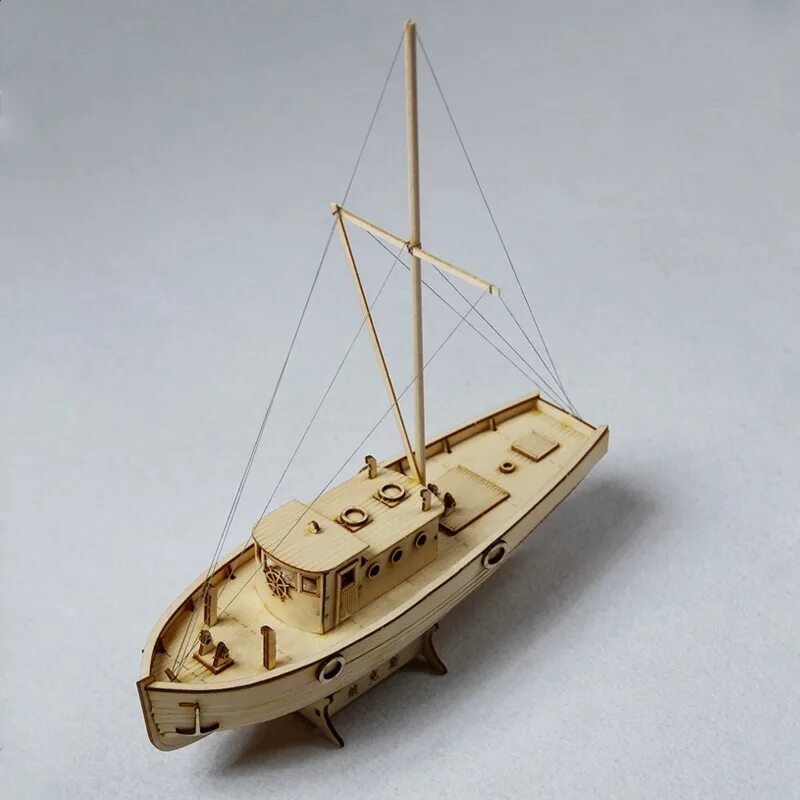 Деревянные модели кораблей. Деревянный корабль. Модель кораблика из дерева. Деревянный парусник модель для сборки. Сборные модели лодки