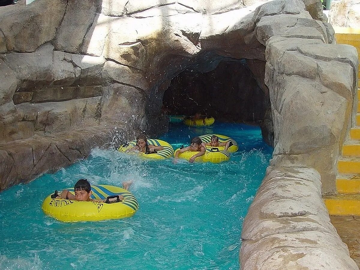 Галилео новосибирск. Аквапарк виктория самара. Костюм для аэротрубы. Куда в самаре можно сходить с девушкой. Куда в самаре можно сходить с девушкой.