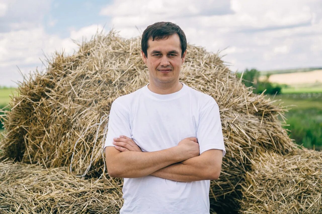 Агроном. Агроном профессия. Человек ведущий хозяйство. Сельхоз работник. Ринальдо маллямов ульяновск семья.