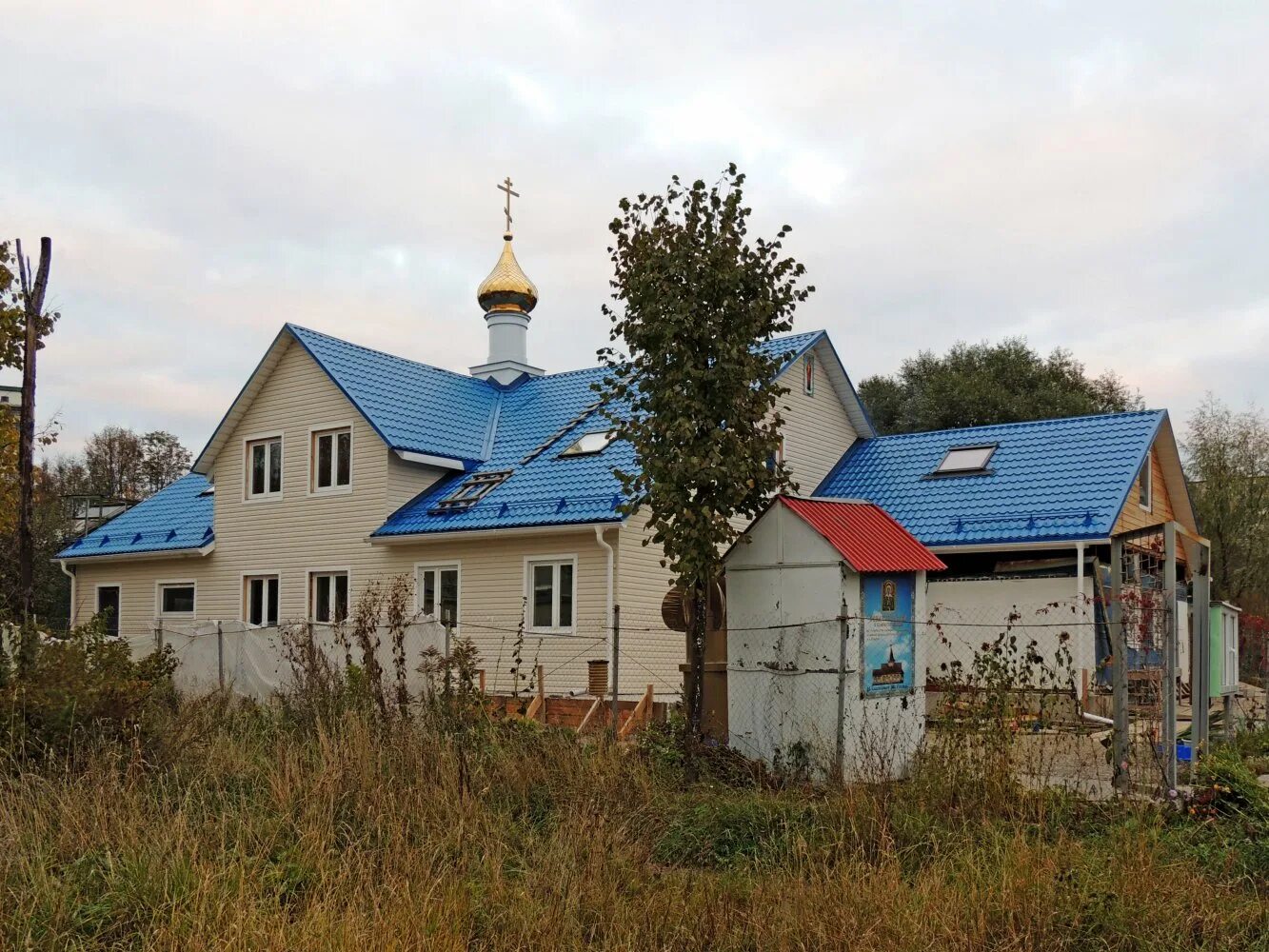 Творогово храм матроны ярославль. Храм блаженной матроны московской, сельский посёлок плеханово. Храм матроны московской на ул софьи ковалевской внутри. Храм матроны в коньково. Храм матроны в коньково.