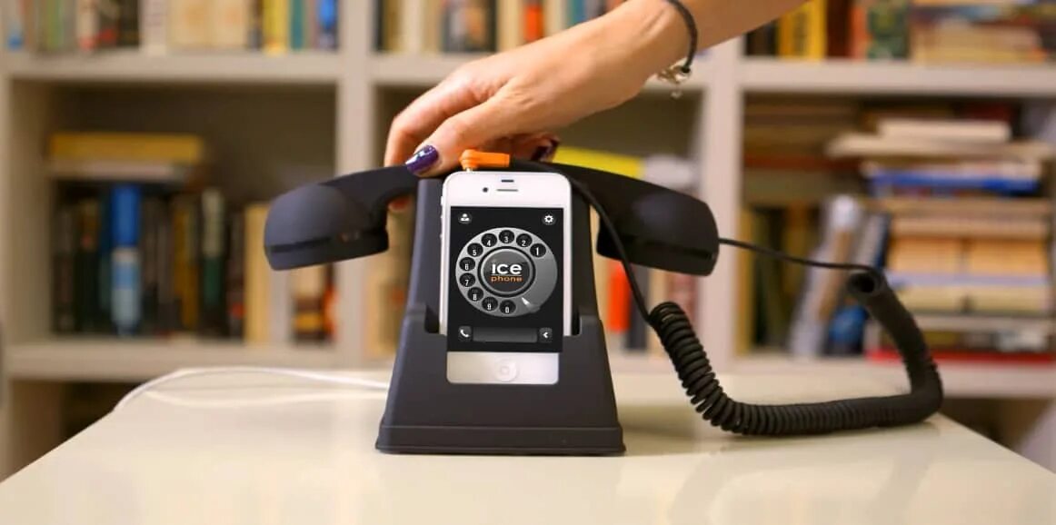 Заменить домашний телефон. Док для телефона Phone Home uw. Rotary Phone. Док станция ретро телефон. Rotary Phone Burger.