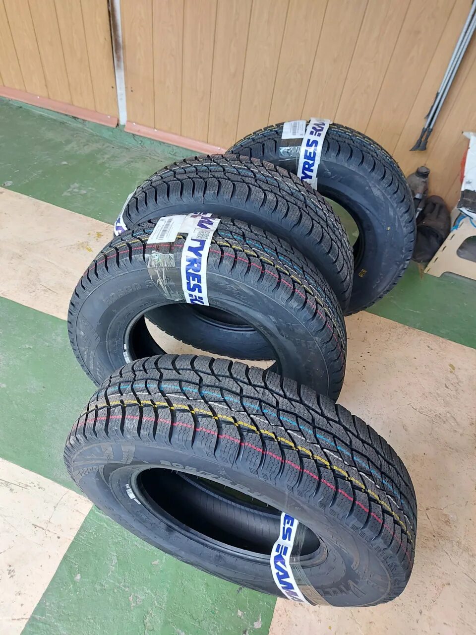 Виатти Боско 205/75 r15. 205/75 R15. Viatti 205 75 15 Нива drive2. 205 75 r15 лето