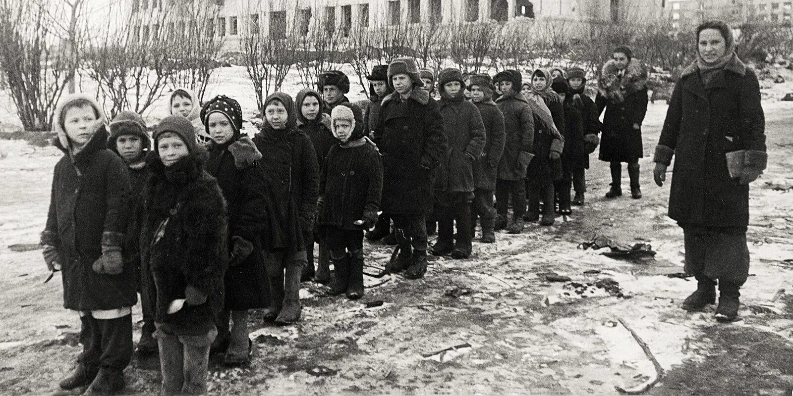 Школа в военные годы