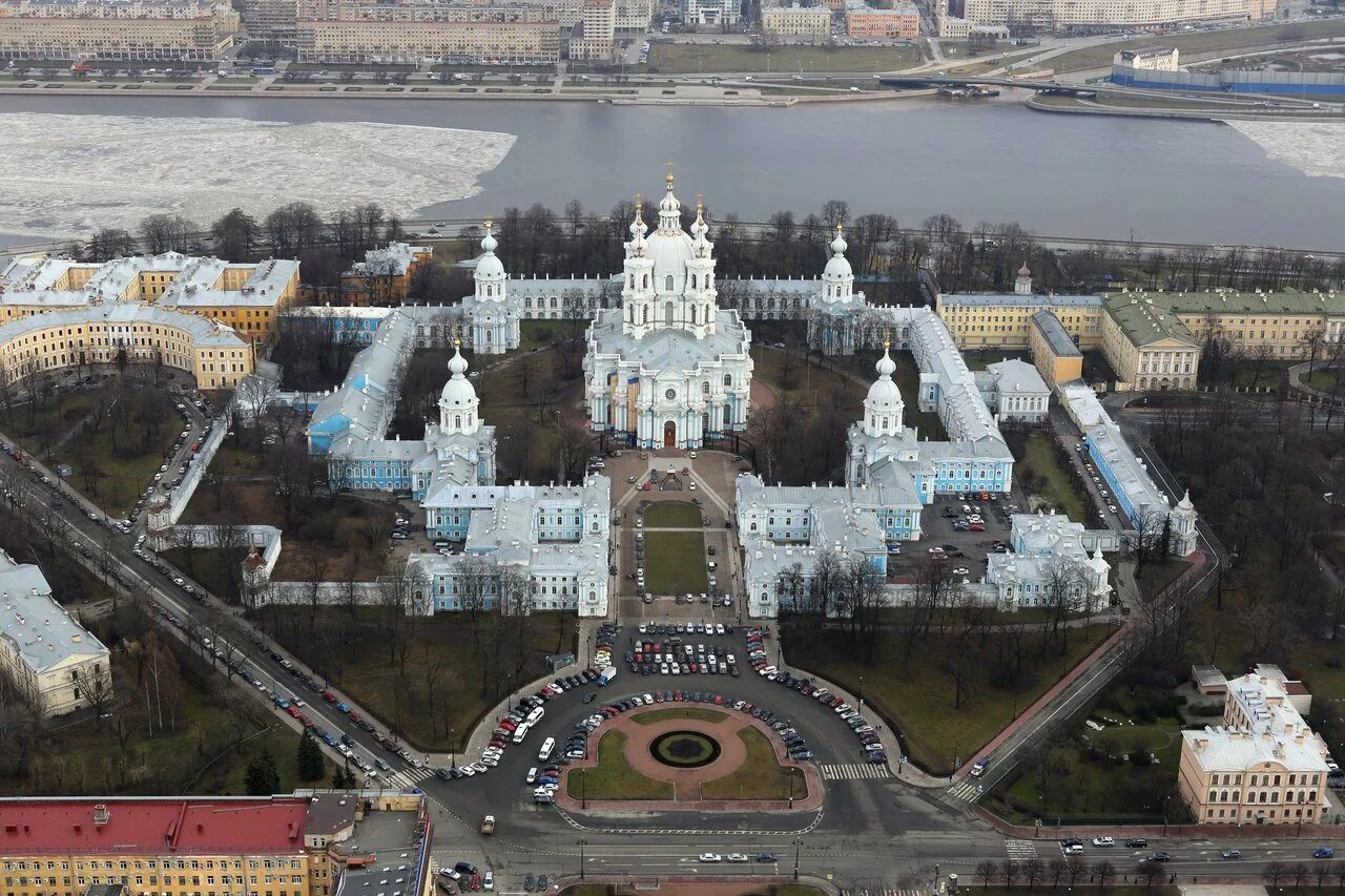 Ансамблей монастыри