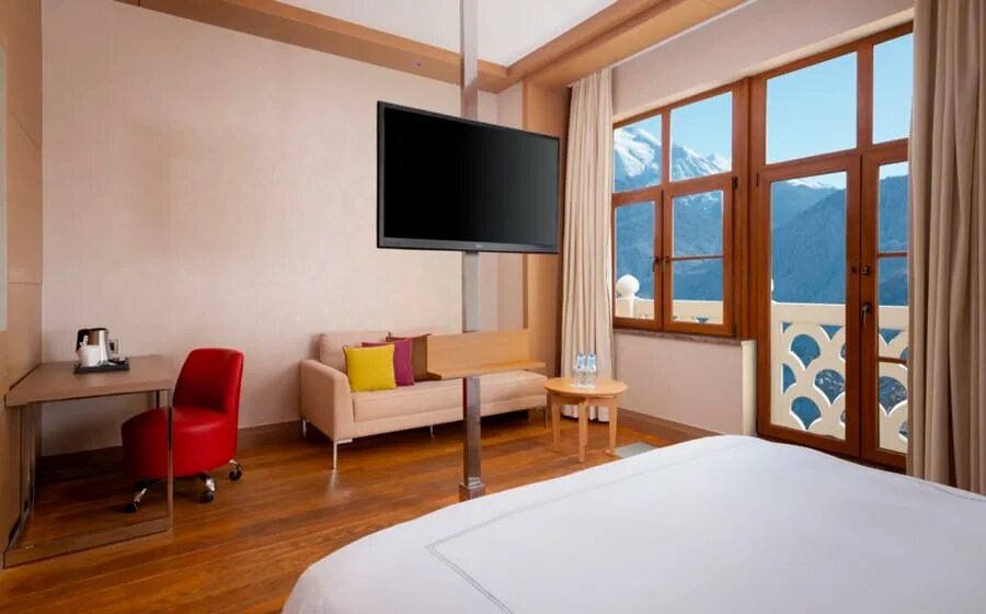 Отель ibis styles krasnaya polyana. Отель ибис стайл красная поляна. Отель ибис стайлс. Отель ibis styles krasnaya polyana 4. Ибис стайлс красная поляна.
