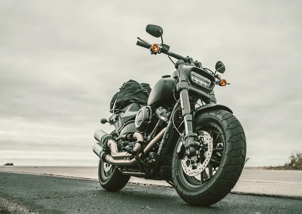 В боб мотоцикл. Harley davidson fat bob 114. харлей дэвидсон фэт боб 2025. мотоцикл harley-davidson fat bob. harley davidson fat bob 2025.