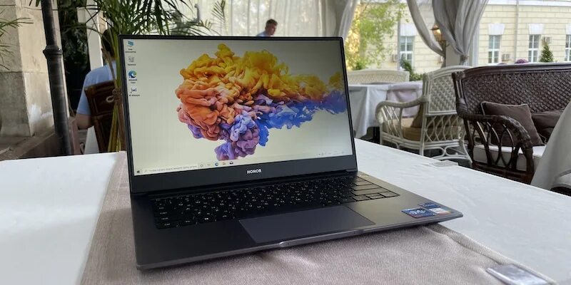 Huawei magicbook d14. Huawei matebook d14. Ноутбук хонор. Леново или хонор что лучше ноутбук. Ноутбук honor magicbook x 14 i3/8/256.