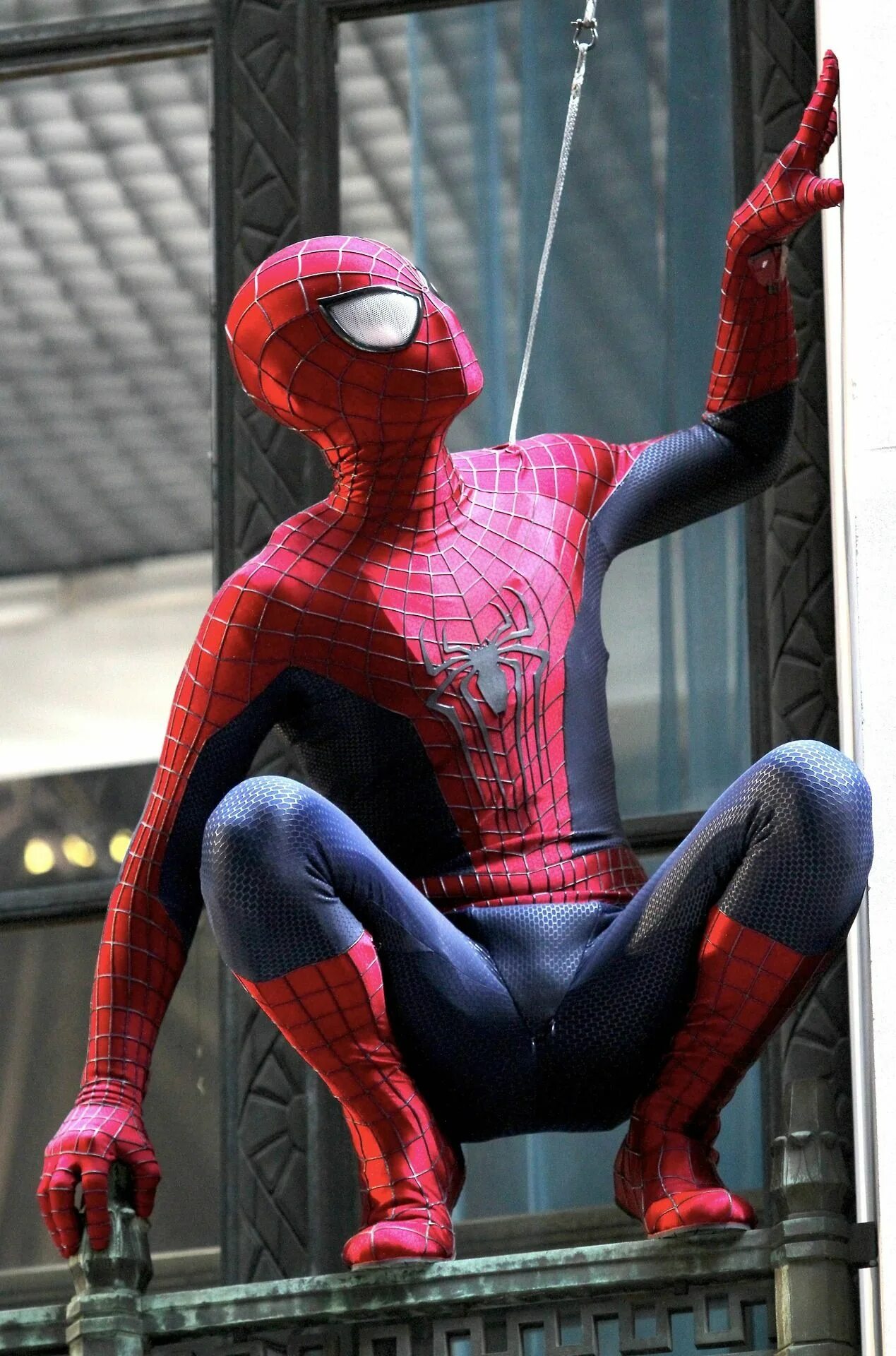 Самого крутого человека паука. Человек паук 2 человека паука. Спайдермен Спайдермен Спайдермен человек паук человек паук. Amazing Spider-man 2 Эндрю. Новый человек паук 2002.