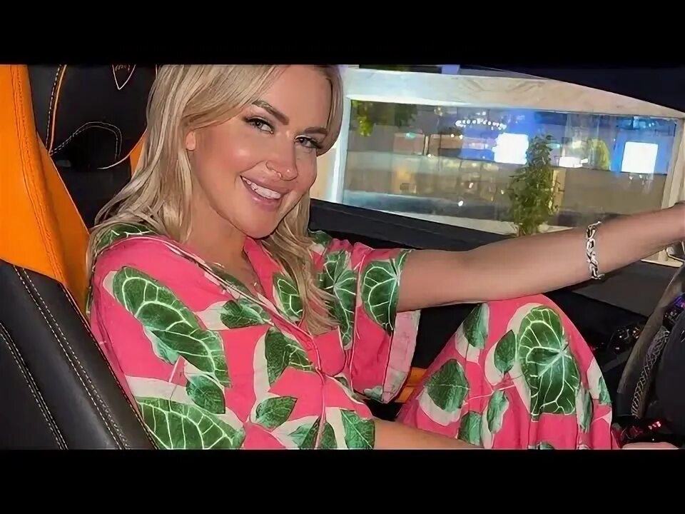 Дом-2. Новости / Африкантова и Капаклы проводят медовый месяц в Париже
