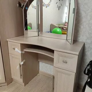 Туалетный столик б у