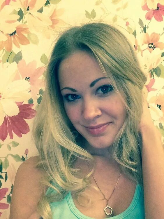 Девушки снежинск. Красивая девушка снежинск. Девушки из снежинска. Девочки снежинск. Девочки снежинск.