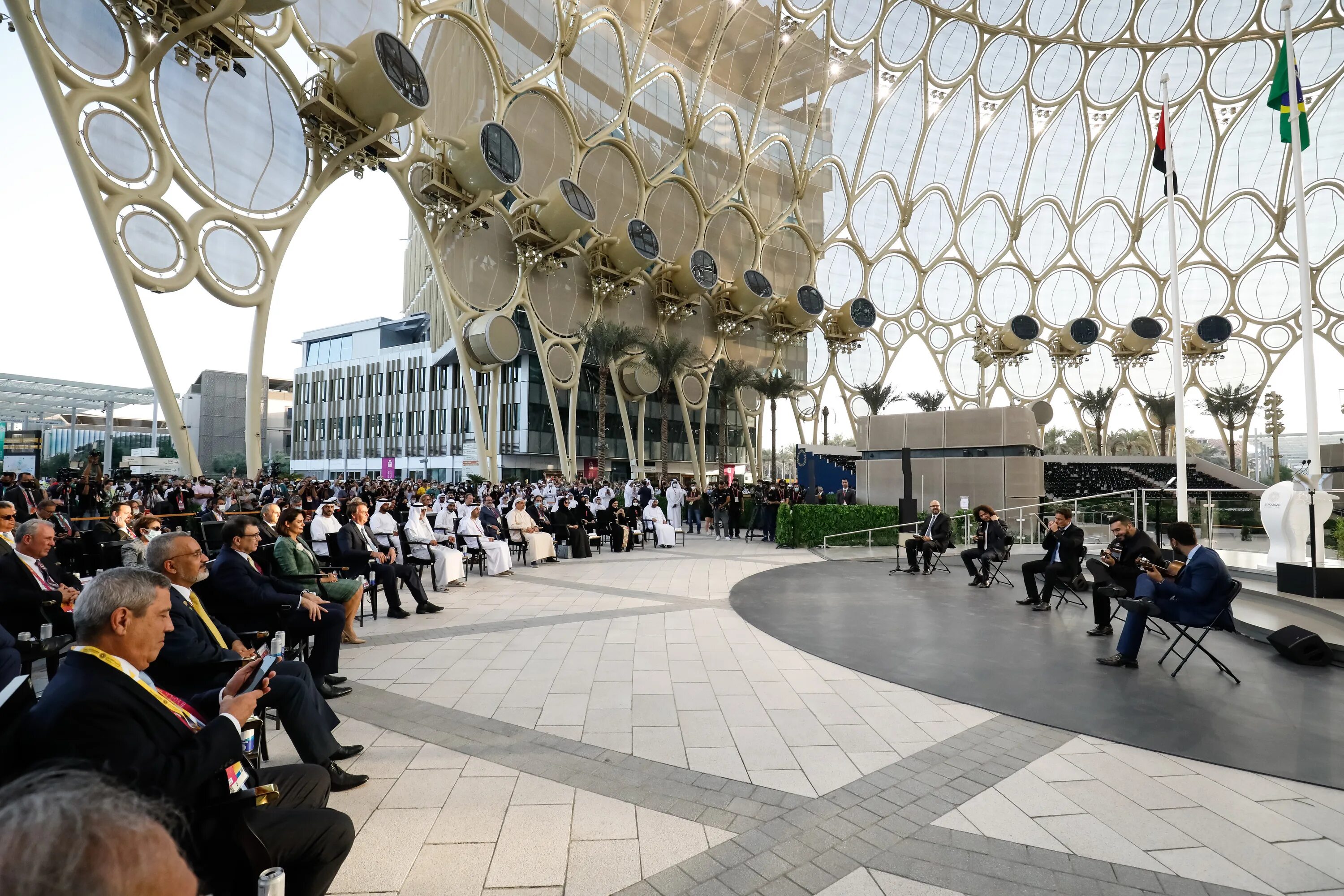 Дубай экспо 202. Экспо 1220. Крокус экспо выставки. Выставочный павильон вднх экспо. Экспо 2014 астана.