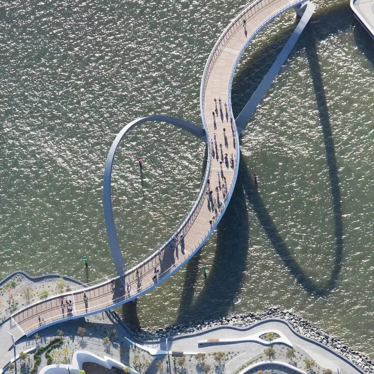 Lucky bridge