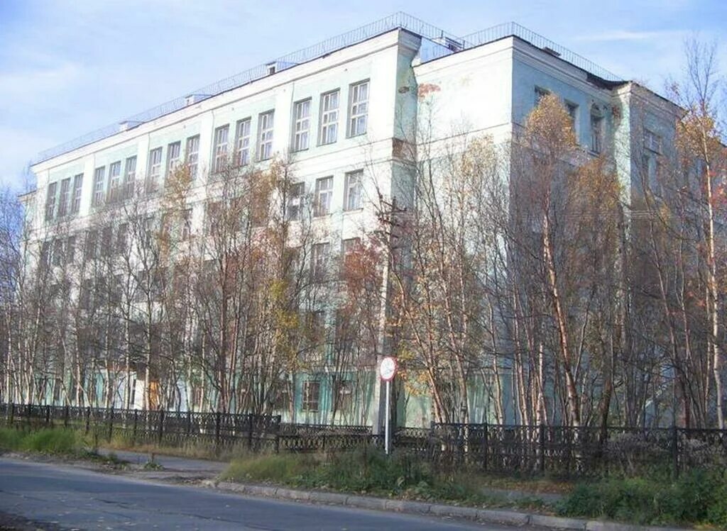 Школа 23 мурманск. Школа 26 мурманск. Мурманская школа. Мурманская школа. Ссср школа 37 мурманск.