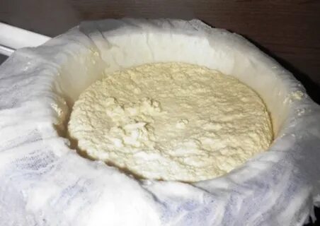 Приготовить сыр с молока и сметаны