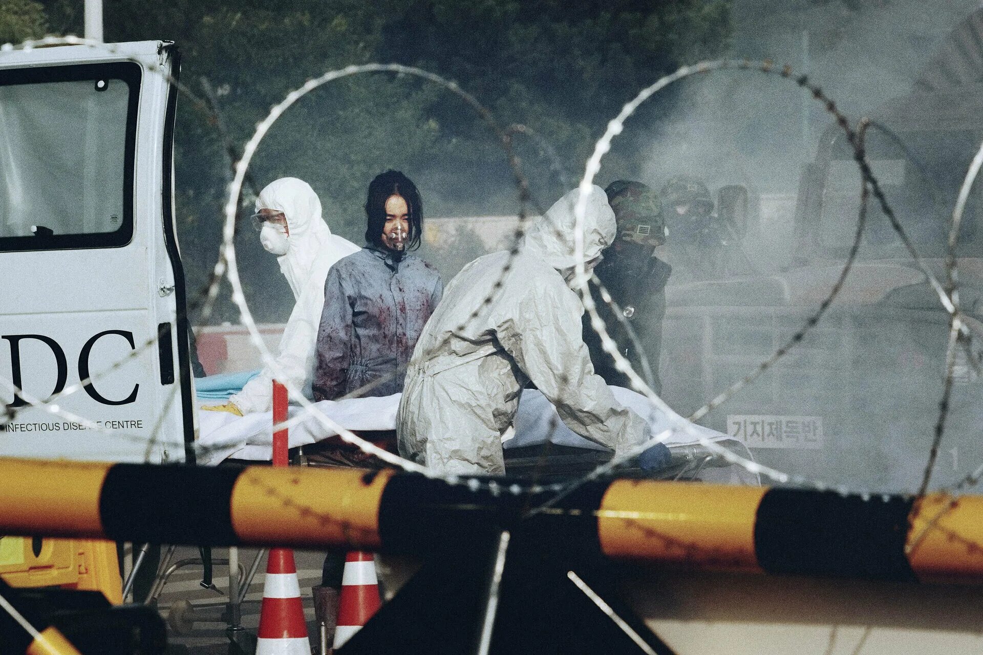 чан хёк вирус. вирус фильм 2016 южная корея. вирус 2013 года. южная корея вирус фильм 2020. вирус 2013 года.