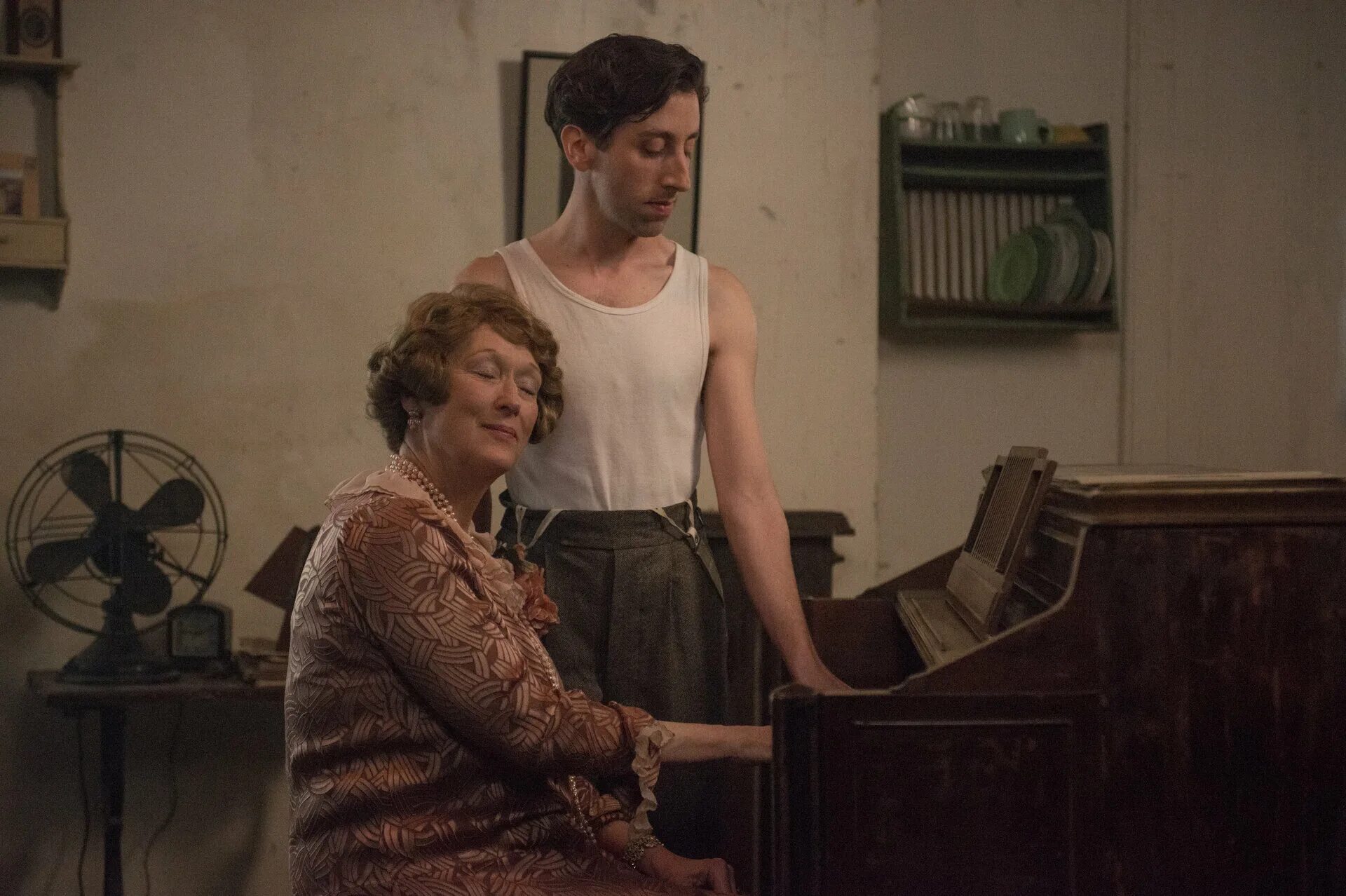 флоренс фостер дженкинс, 2016. примадонна 2016 отзывы. хью грант примадонна. фостер дженкинс, флоренс. флорес фостер дженкинс.