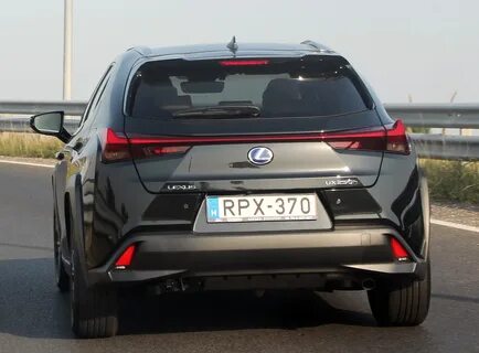 Lexus 370