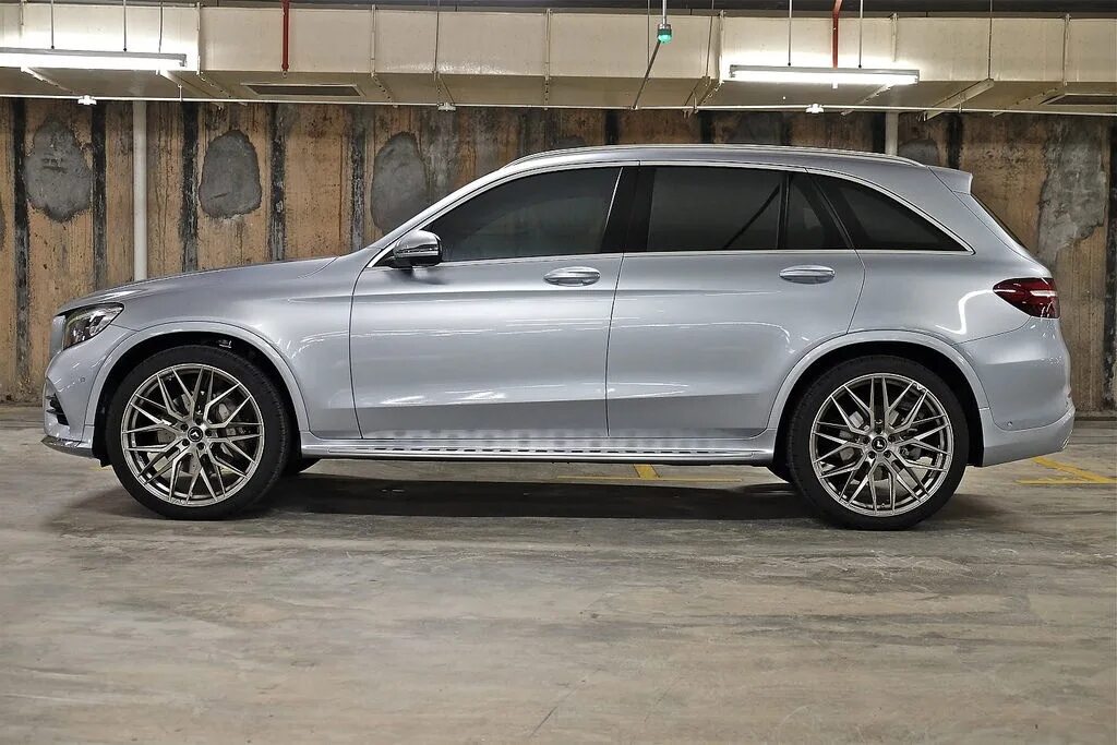 Диск колесный glc r19 amg. Glc x253 c253. Диски amgglc x253 многоспицевые. R21 amg диски glc43. Glc wheels r20.