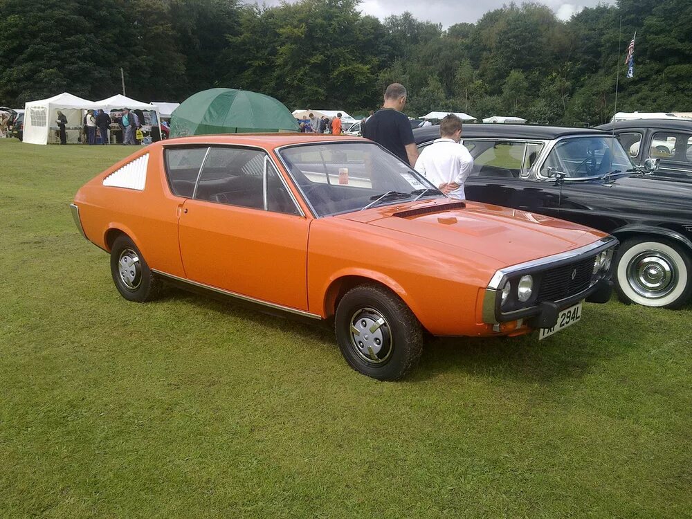 Renault 17