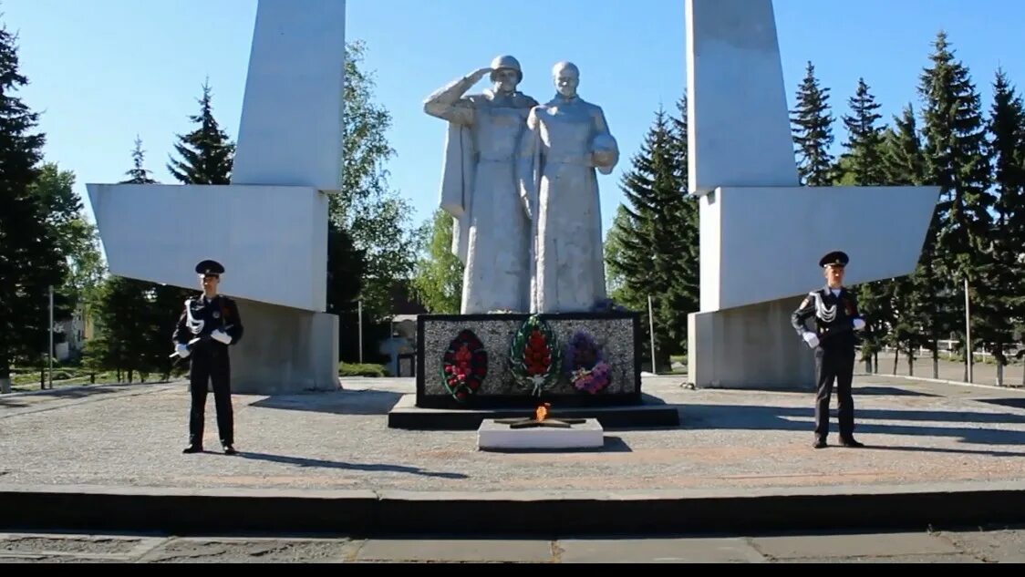 Погода вяткино алтайский край. Село Усть Пристань Алтайский край. Усть-Чарышская Пристань Алтайский край. Усть-Пристанский район Алтайский край с. Усть Чарышская Пристань. Памятники Усть Чарышской Пристани.