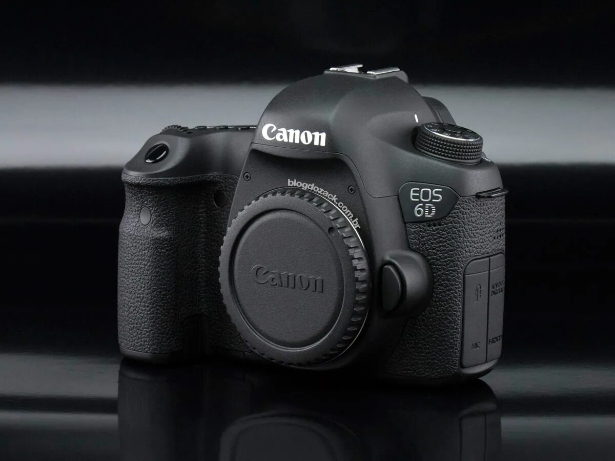 6 d. Фотоаппарат Canon EOS 6d. Canon EOS 6d body. Canon EOS 6d Kit. Canon EOS 6d 2015.