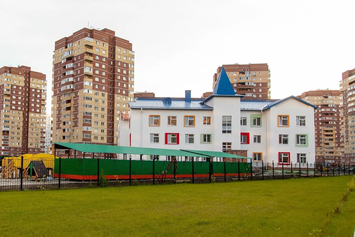 Детский сад 3 сказка власиха. Детские садики. Новые сады три. Детский сад ватутинки. Новые сады три.