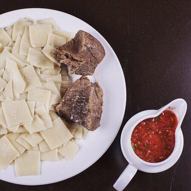 хинкал жижиг галнаш. чабанский хинкал. даргинский хинкал. армейский хинкал. национальное блюдо дагестана хинкал.