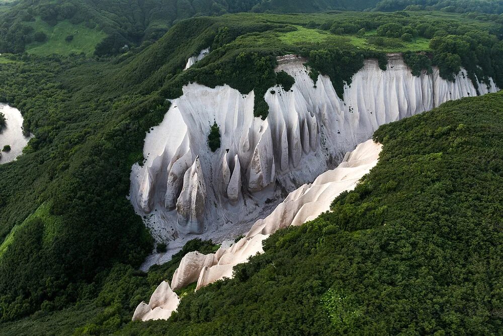 гвианское нагорье бразилия. бразилия достопримечательности статуя христа. достопримечательности бразилии 7 класс география. монтаньяс-ду-тумукумаки. водопад игуасу юнеско.