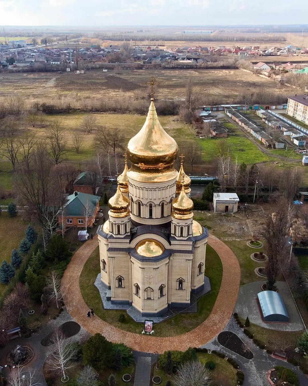 Славянск-на-кубани въезд в город. Шифудо славянск на кубани. Кубгу славянск общежитие. Славянск на кубани. Ковтюха, 45.