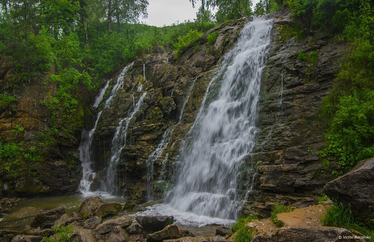 Пещерские водопады Алтайский край. Залесово водопад. Пещерский водопад Алтайский. Пещерка водопад Алтайский край Залесовский район. Водопад пещерка