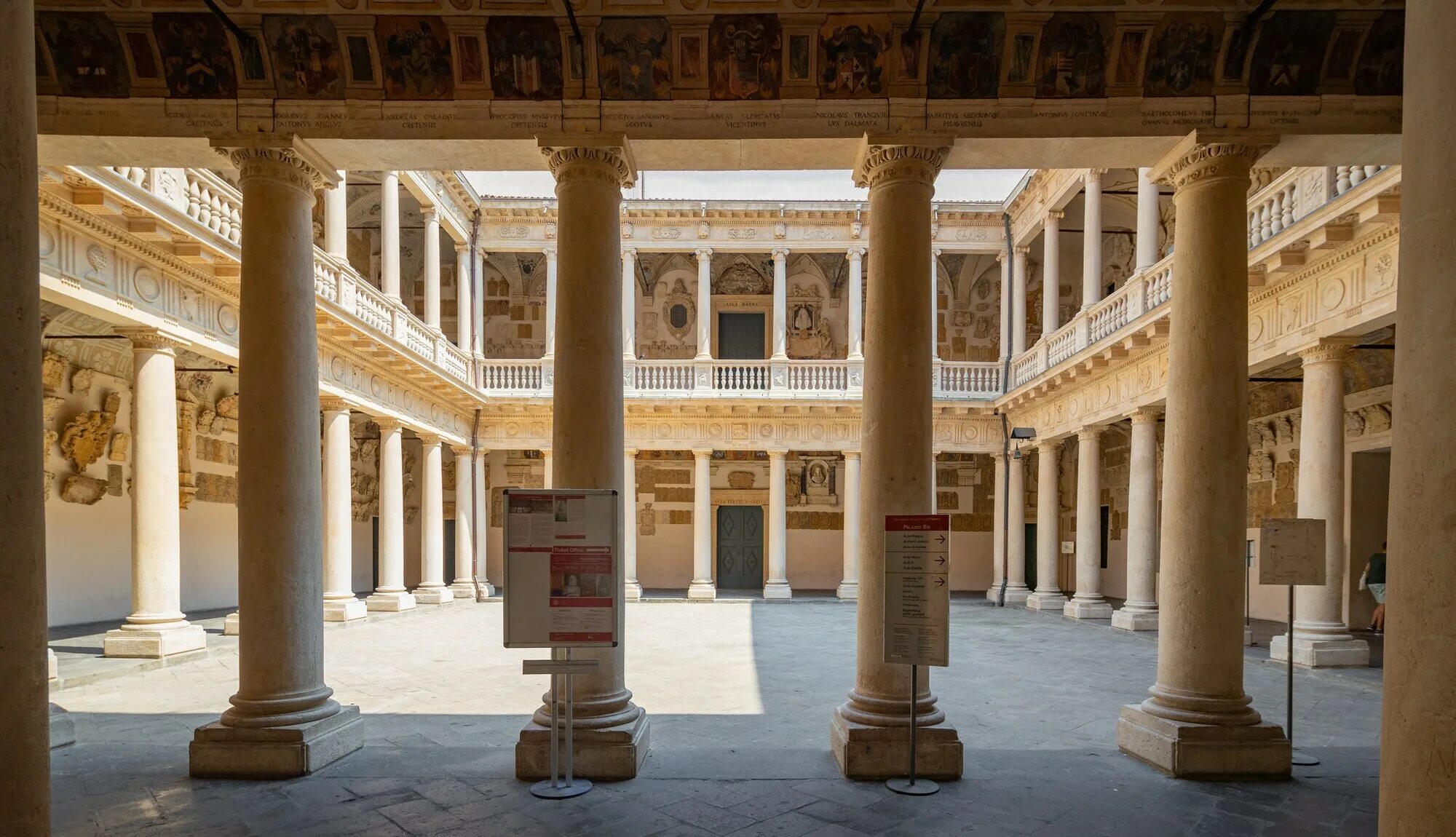 University of padua. University of padua. University of padua. Падуанский университет в италии. Падуанский университет (падуя, италия).