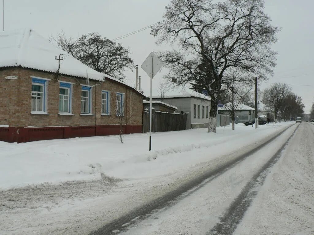 Погода г валуйки белгородской. Дом Олейниковых Валуйки. Город Валуйки Белгородской. Белгородская область, Валуйский г.о., Валуйки, ул. Плеханова. Село Алексеевка Валуйки.