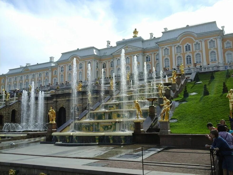 Петергоф (дворцово-парковый ансамбль). Петергоф, г. Кронштадт ораниенбаум. Ломоносов пригород санкт-петербурга. Вакансии ломоносов петергоф.