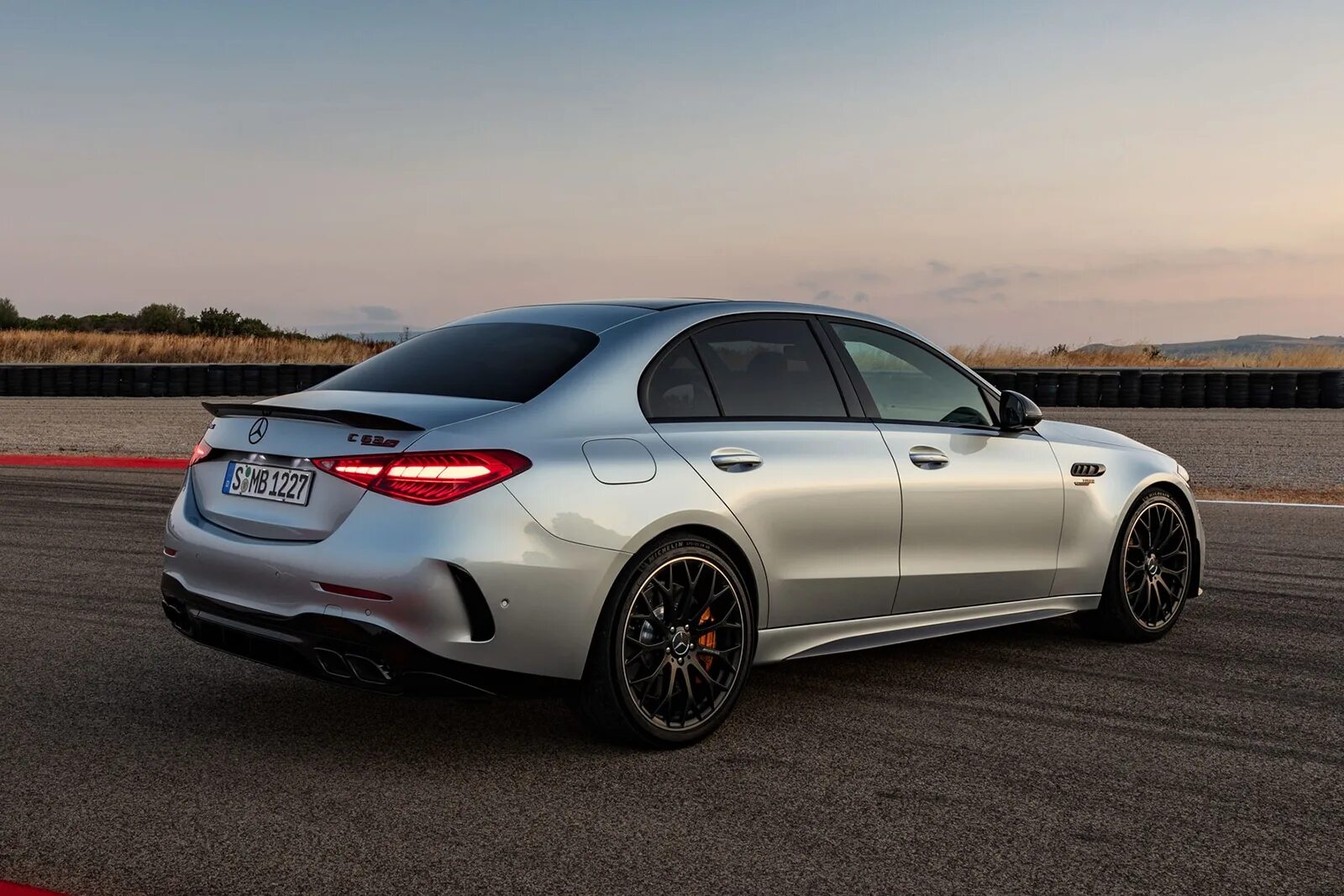 Mercedes amg 63. Мерседес с 63 amg 2022. Мерседес амг 2023. Mercedes amg 2024. Мерседес c63 amg 2022.