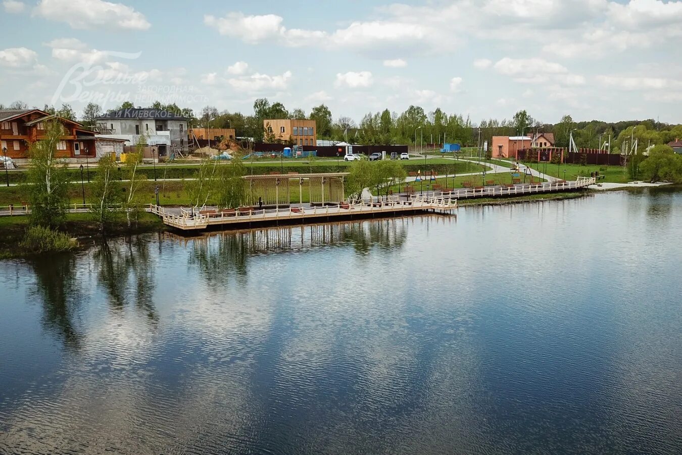 Особняк с прудом. Поселок графские пруды. Пруду премиум класса. Поселок первомайский , графские пруды. Кп пруды.