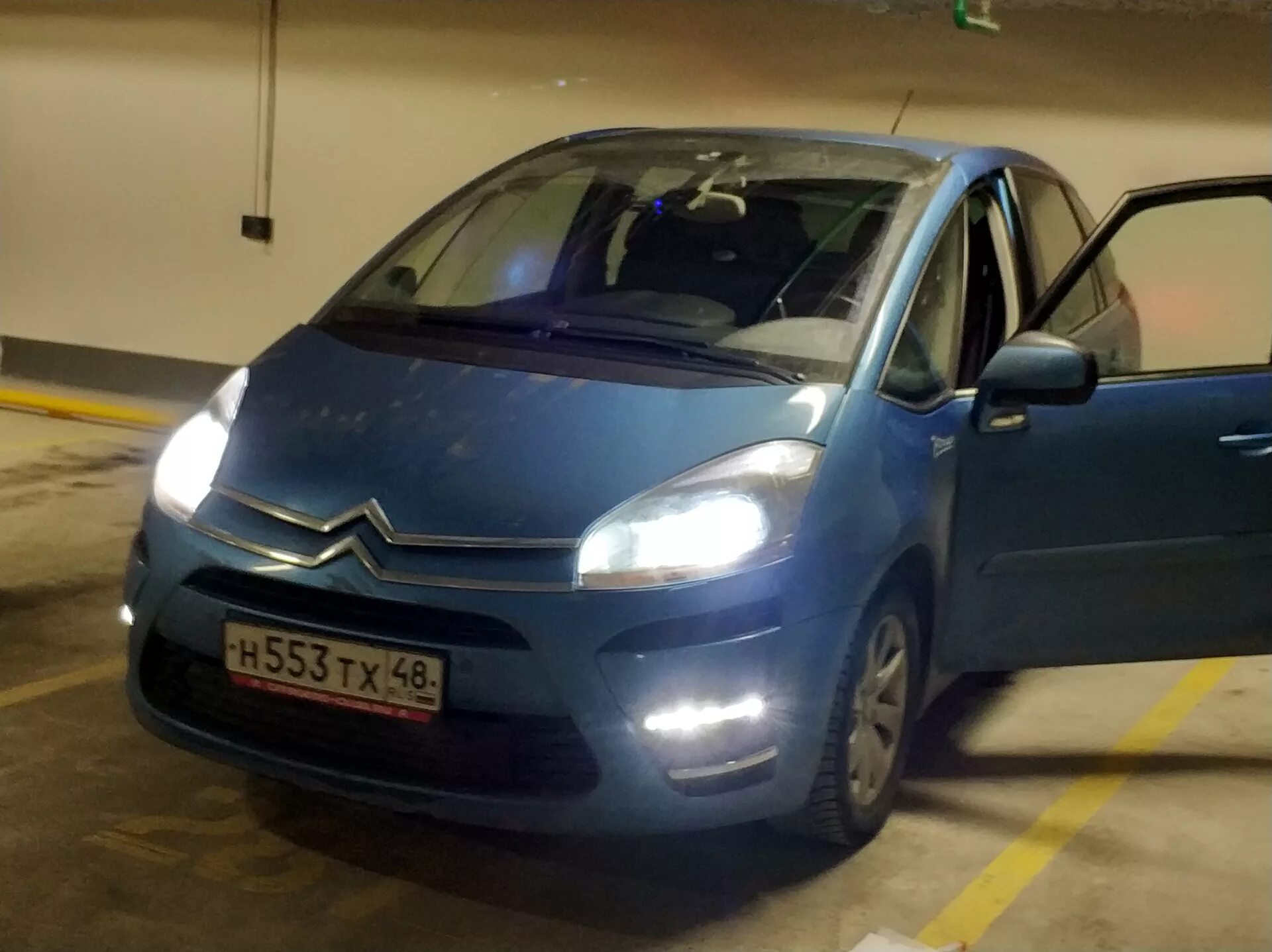 ДХО на Citroen c4 купе. ДХО Citroen Berlingo II. Ходовые огни Пикассо. Ходовые огни Ситроен с4 седан. Дхо ситроен