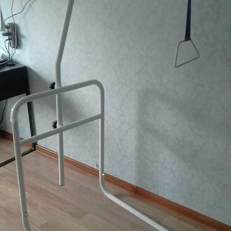 Подставка для лежачего