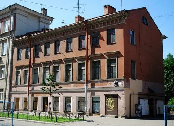 Сортавала ул маяковского 28. Ул маяковского 28 санкт-петербург. ул маяковского 24 санкт-петербург. маяковского 8 санкт-петербург. сортавала улица маяковского.