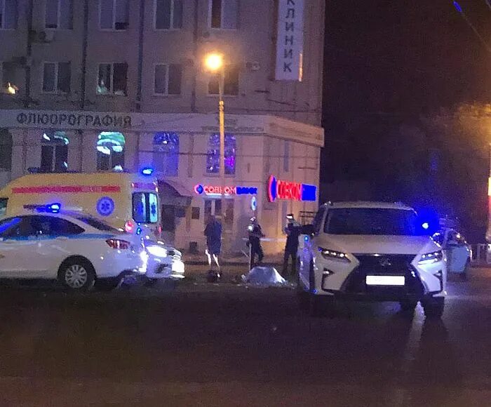 Полицейская машина ночью. Машина ДПС ночью. Авария у Суворовского Пенза. Пенза 23 сентября